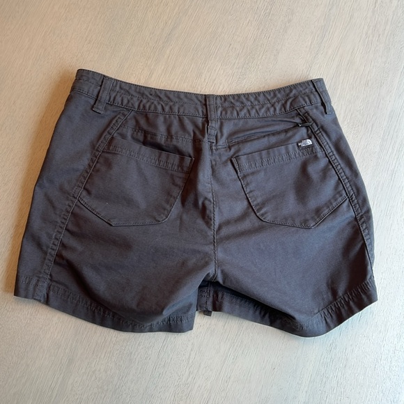 Women’s Dark Gray The North Face Hiking Shorts Size 0 - Picture 9 of 11